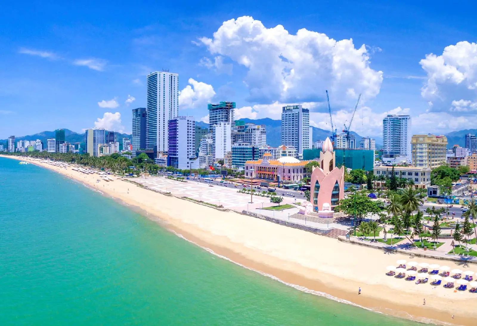TOUR NHA TRANG 4N3Đ (ĐI VỊNH NHA PHU)